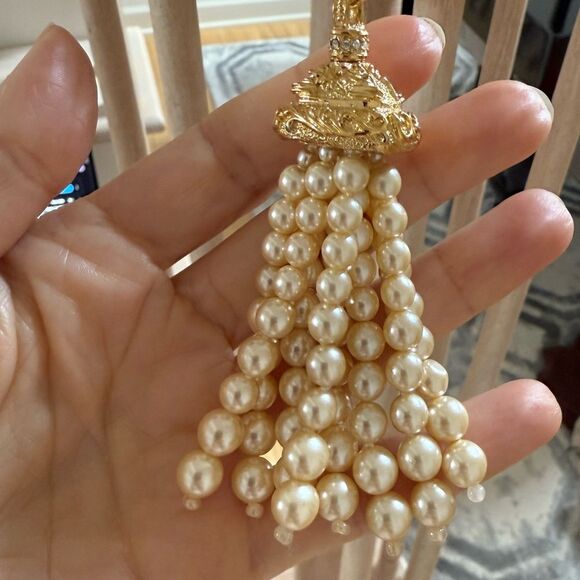 Deidre Hall Long Necklace with Pearl Cluster Tassel Pendant - Picture 3 of 10